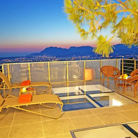 With A Private Heated Pool, Jacuzzi, Overlooking Spectacular Views Of The Sea וילה קס
