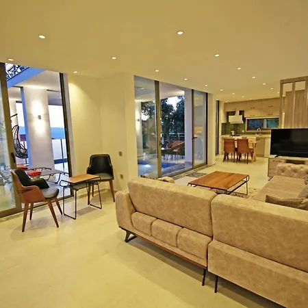 With A Private Heated Pool, Jacuzzi, Overlooking Spectacular Views Of The Sea Kas