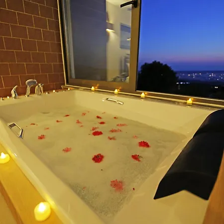 With A Private Heated Pool, Jacuzzi, Overlooking Spectacular Views Of The Sea *