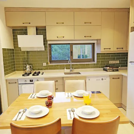 With A Private Heated Pool, Jacuzzi, Overlooking Spectacular Views Of The Sea * Kas