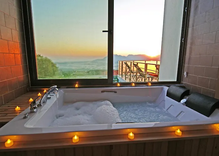 With A Private Heated Pool, Jacuzzi, Overlooking Spectacular Views Of The Sea Villa *
