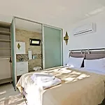וילה With A Private Heated Pool, Jacuzzi, Overlooking Spectacular Views Of The Sea