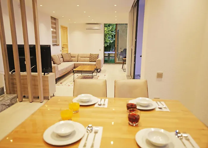 Вилла With A Private Heated Pool, Jacuzzi, Overlooking Spectacular Views Of The Sea *